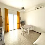 Euroresidence - Piazza Mazzini- 30 Mt Dal Mare - Immobil Relax