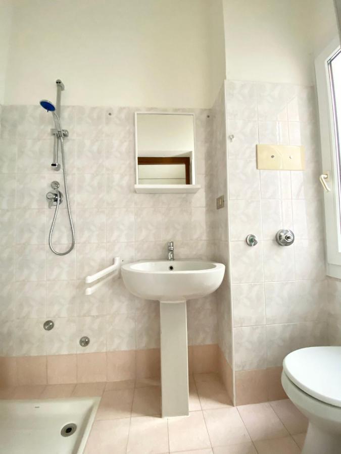 Apartment Euroresidence - Piazza Mazzini- 30 Mt Dal Mare - Immobil Relax *