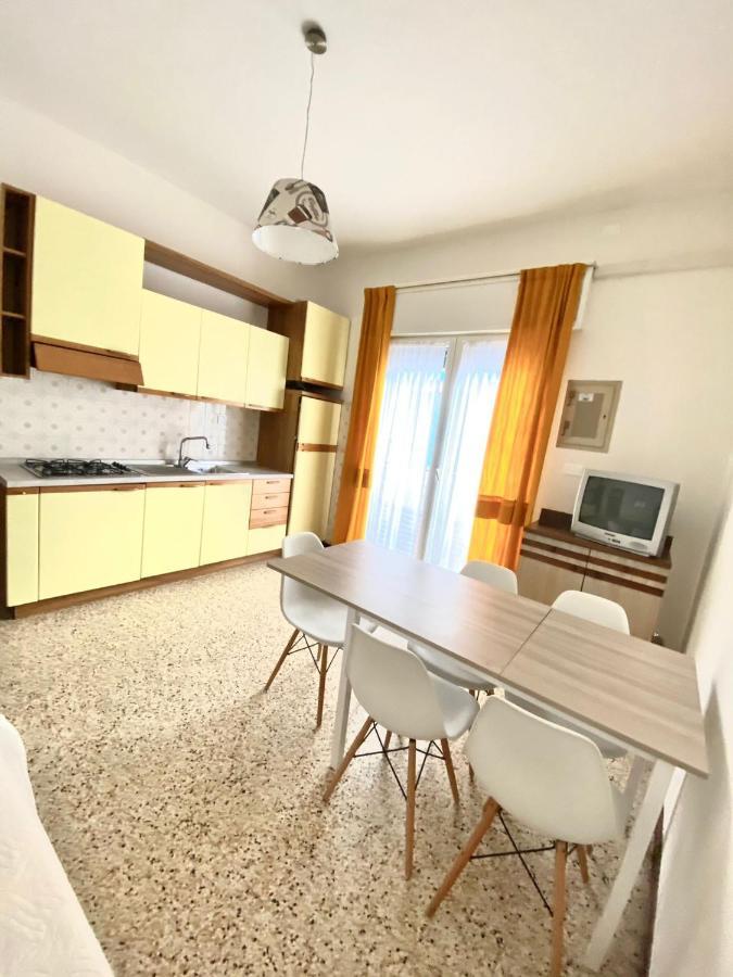 Apartment Euroresidence - Piazza Mazzini- 30 Mt Dal Mare - Immobil Relax Lido di Jesolo