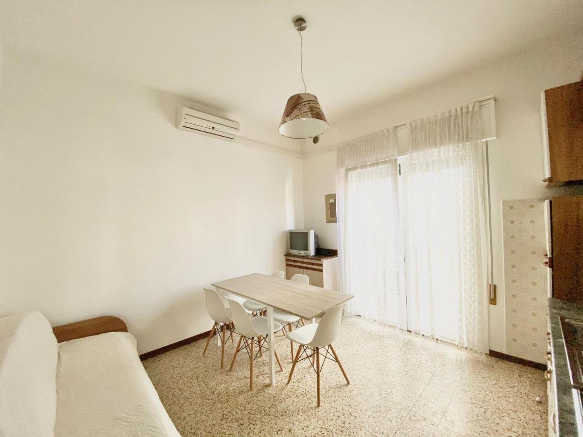Euroresidence - Piazza Mazzini- 30 Mt Dal Mare - Immobil Relax Lido di Jesolo